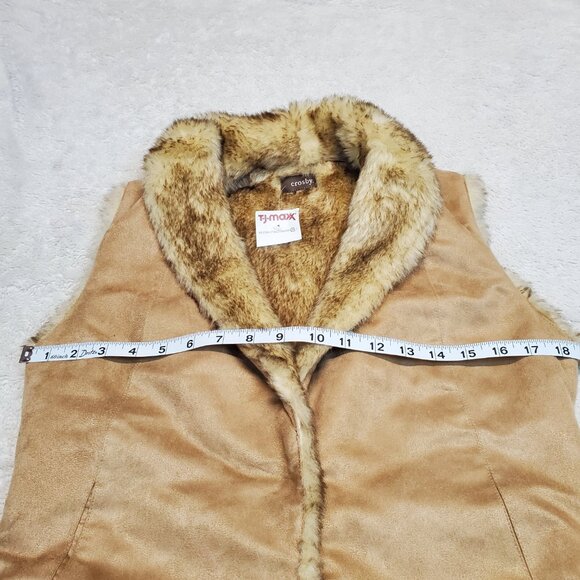 NWT Crosby. Bohemian Y2K Romantic Preppy Party Tan Faux Suede Faux Fur Vest S - Picture 5 of 8